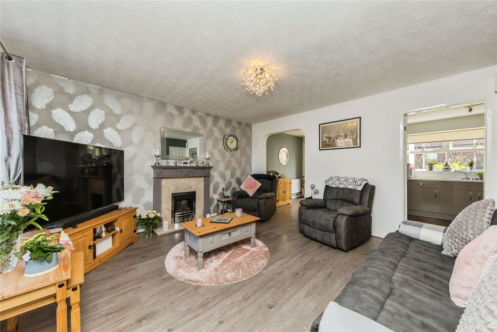 Property photo 2 of 19 Picture No. 01