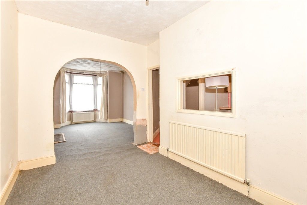 Property photo 2 of 10 Dining Area