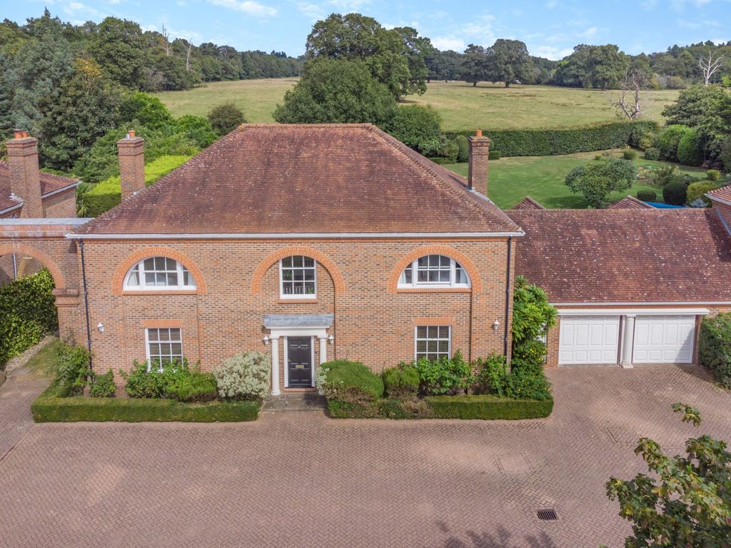 Property photo 1 of 30 Picture No. 06