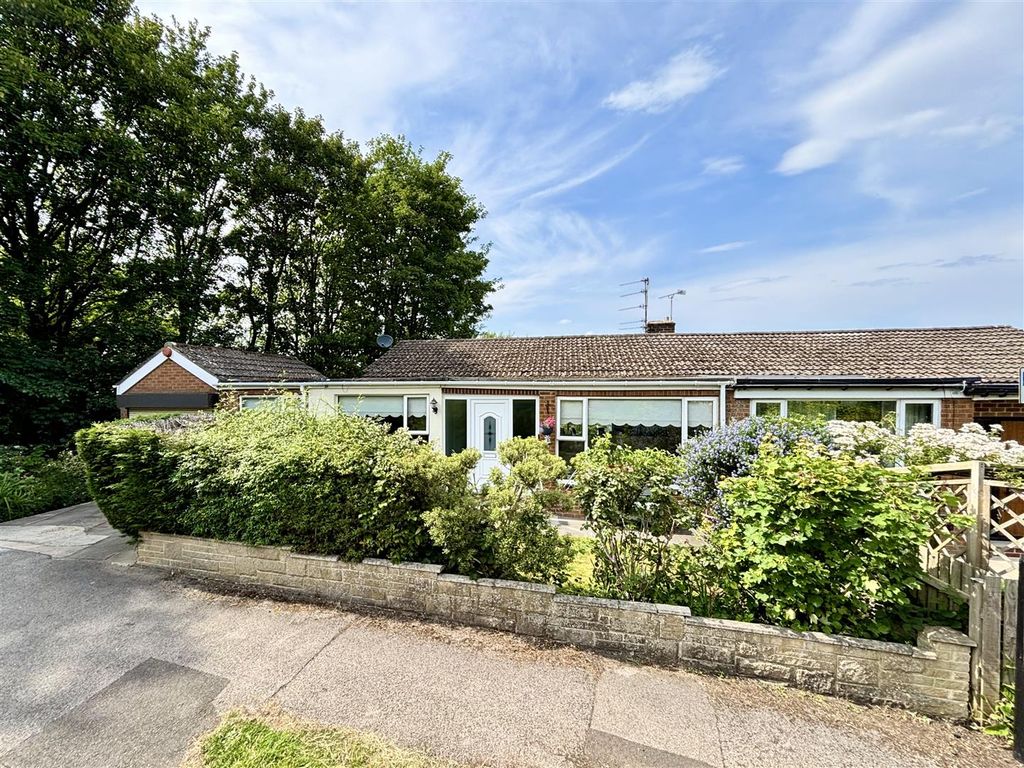 Property photo 2 of 34