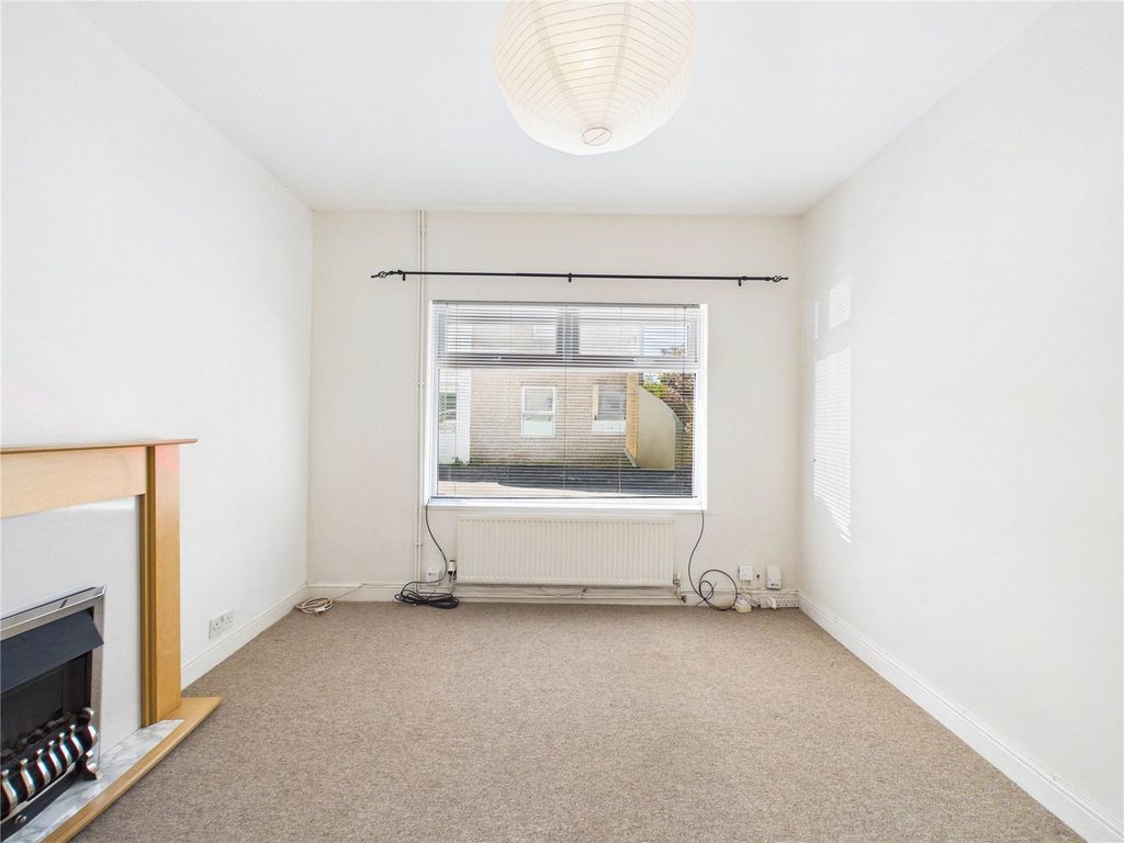 Property photo 3 of 18 Picture No. 20