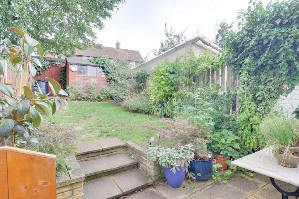 Property photo 3 of 13