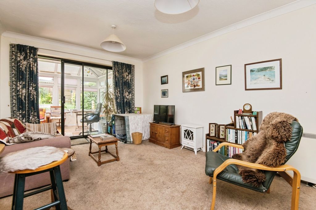 Property photo 3 of 13 Photo