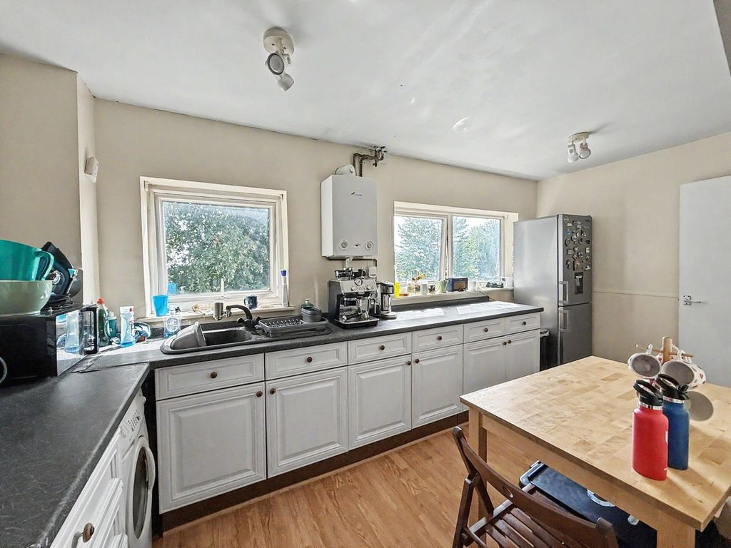 Property photo 3 of 26 52984215