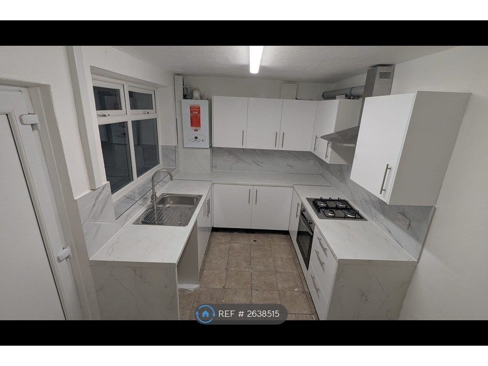 Property photo 3 of 8 Kitchen ( Has New Floor Being Installed )