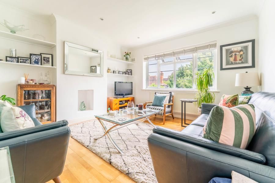 Property photo 1 of 8