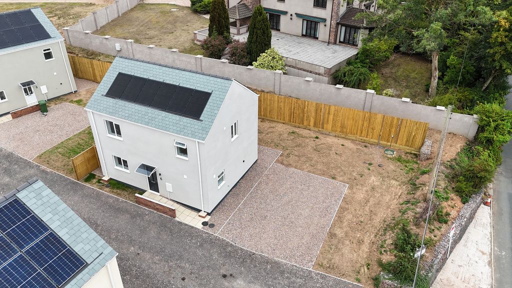 Property photo 3 of 19
