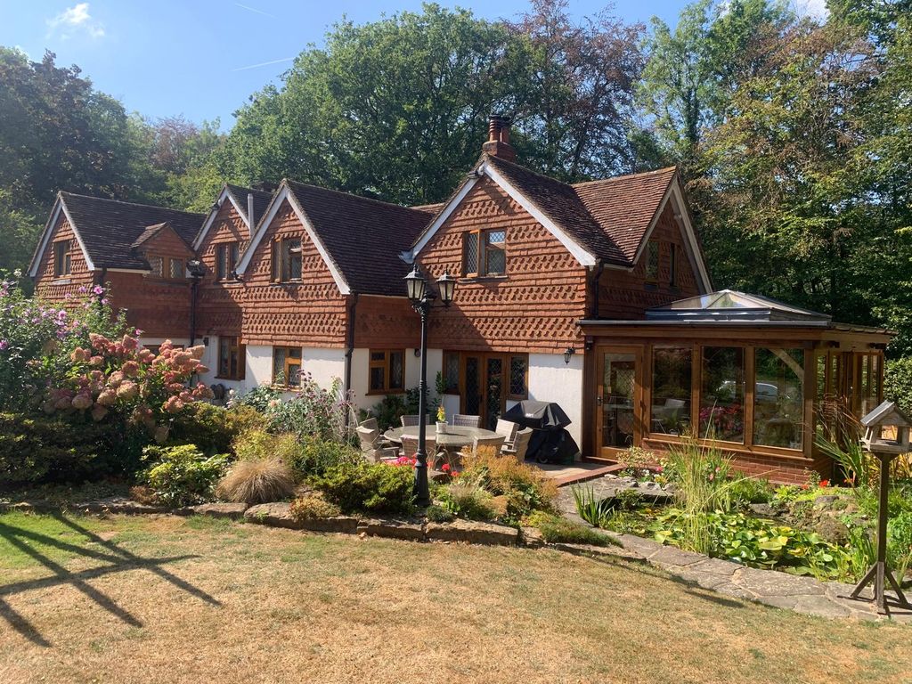 Property photo 1 of 22