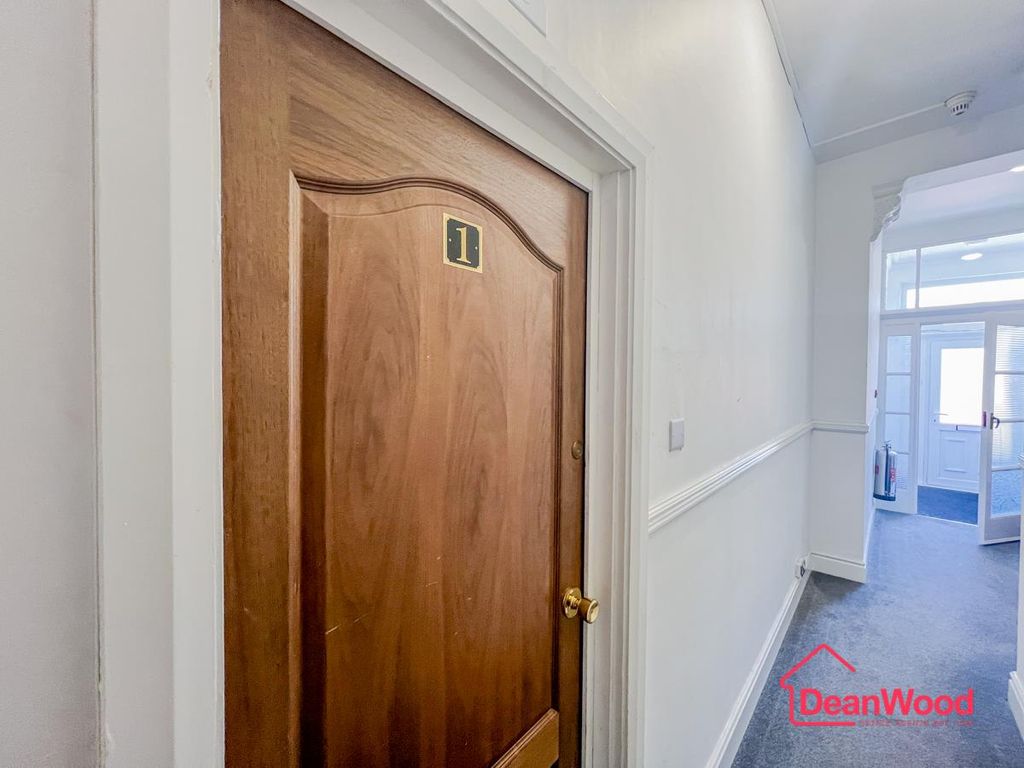 Property photo 3 of 17 3.Jpg