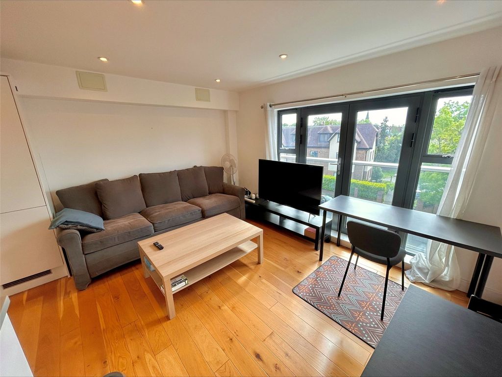 Property photo 2 of 9 Picture No. 07