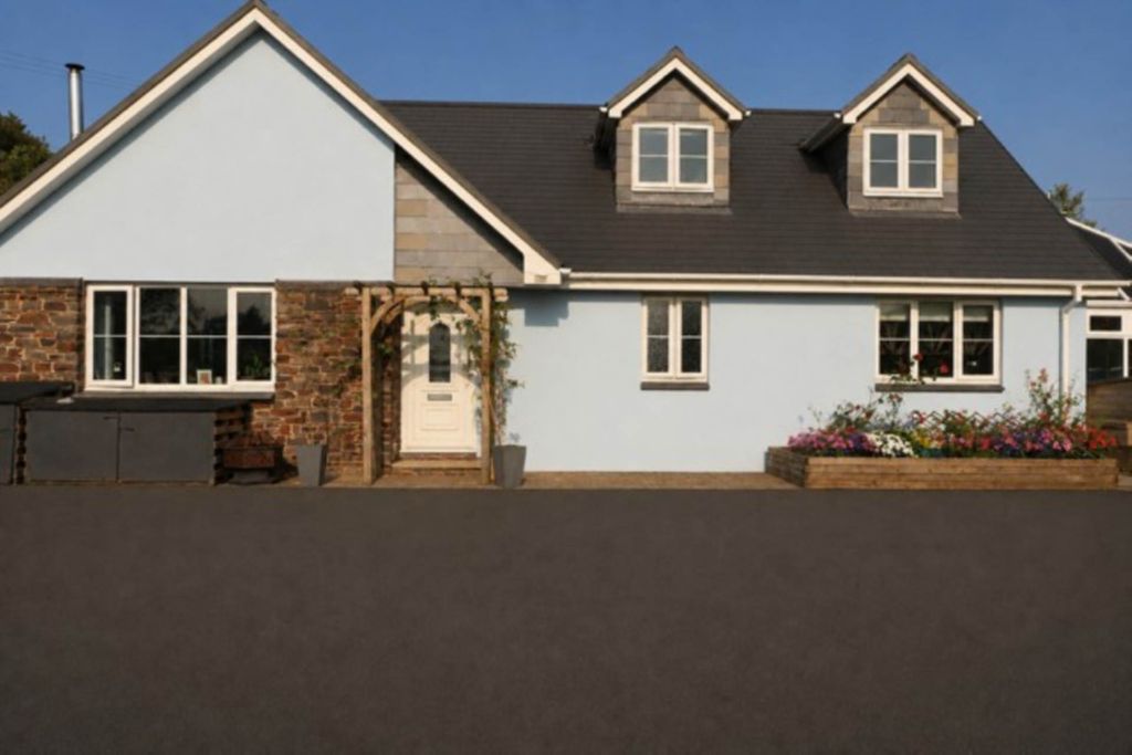 Property photo 1 of 27