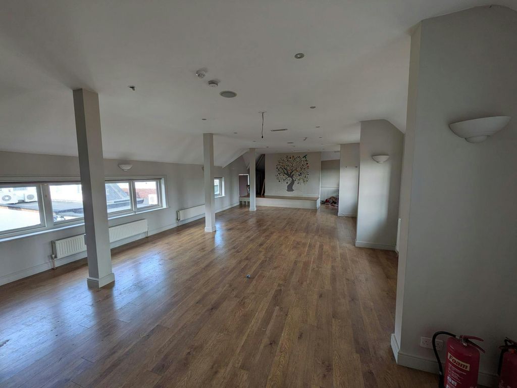 Property photo 1 of 4 9533.Jpg