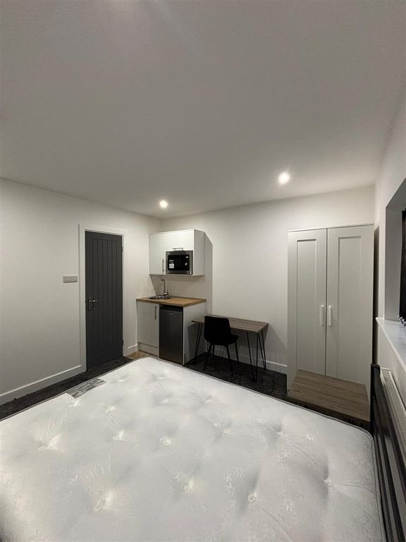 Property photo 2 of 9 Whatsapp Image 2025-11-19 At 11.05.05_F572F01d.Jpg