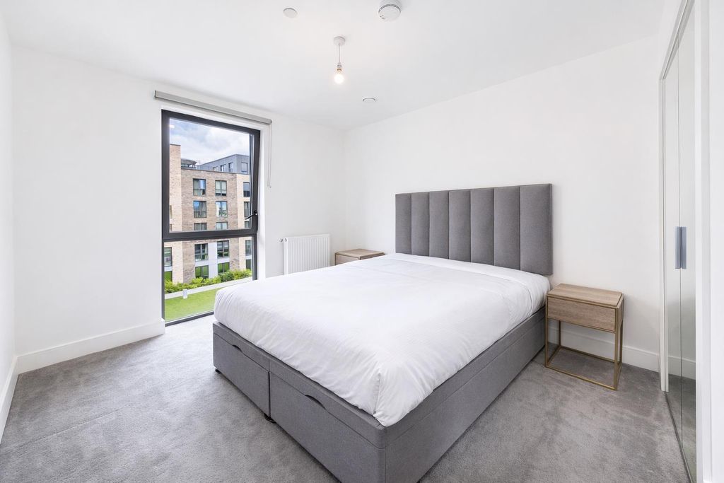 Property photo 2 of 11 2.Png