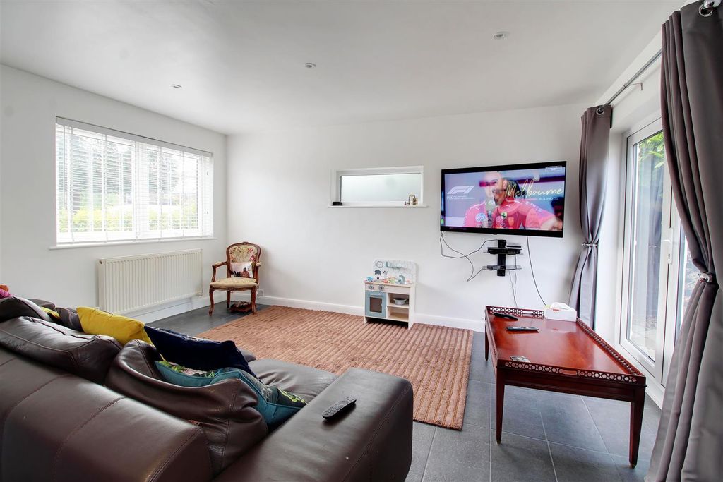 Property photo 3 of 14 Img_6154-Img_6156.Jpg