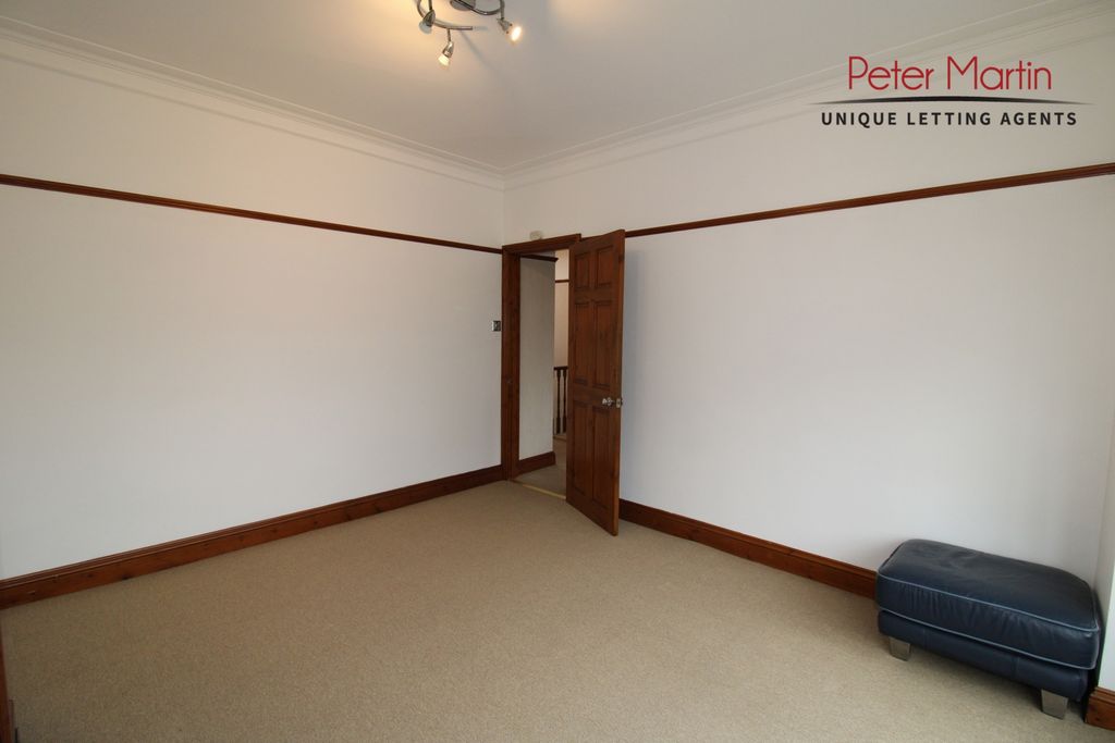 Property photo 3 of 13 Photo 12