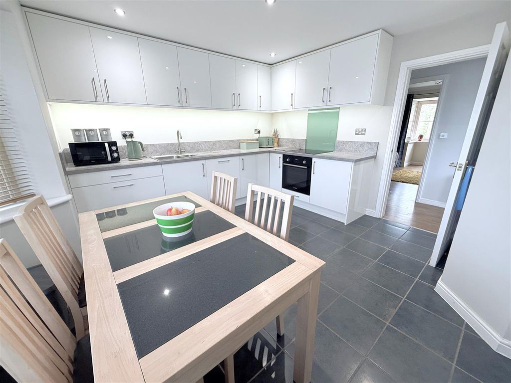 Property photo 2 of 18 Img_2116.Jpg