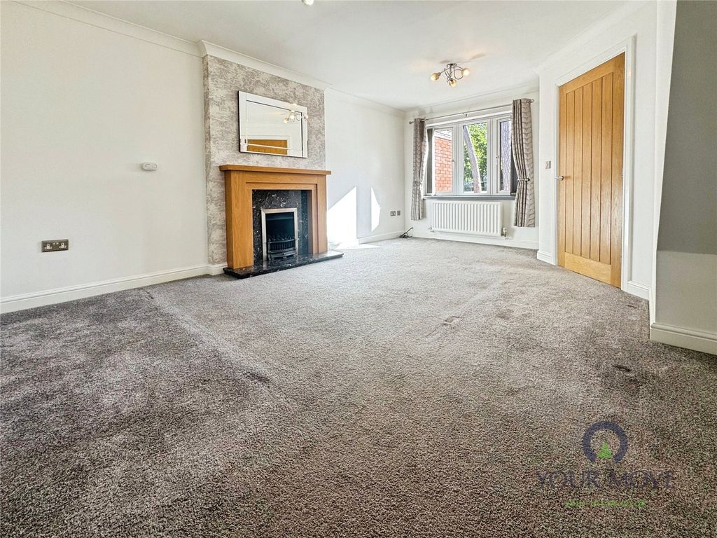 Property photo 2 of 18 Picture No. 10