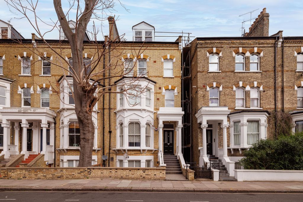 Property photo 1 of 23 Edith Road 85A New.Jpg