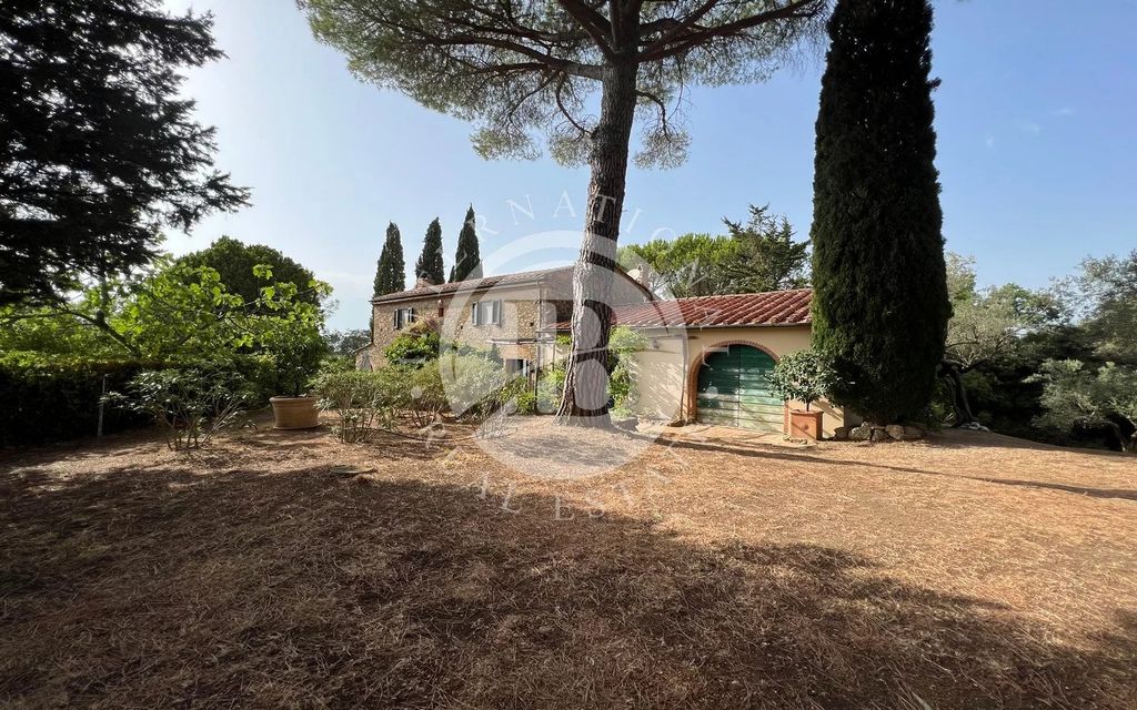 Property photo 3 of 51