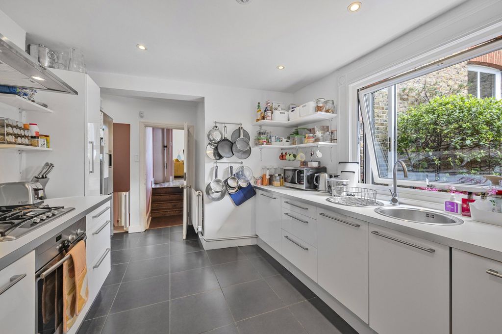 Property photo 2 of 8 Picture No. 02