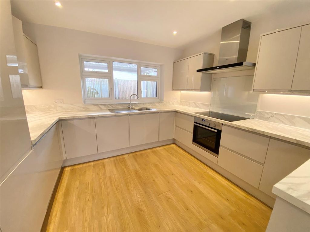 Property photo 2 of 15 10.Jpg