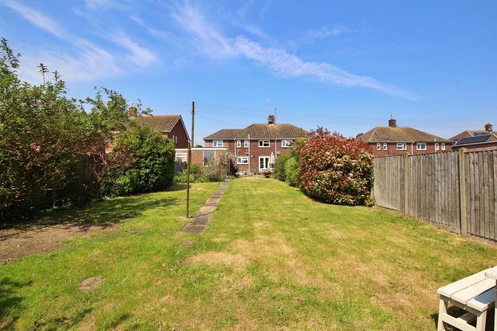 Additional image 44 of 4 bed semi-detached house for saleBedingfield Crescent, Halesworth IP19