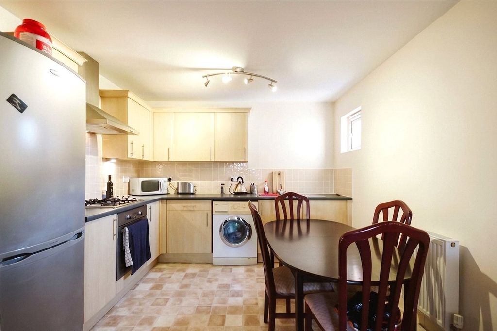 Property photo 2 of 10 Picture No. 40