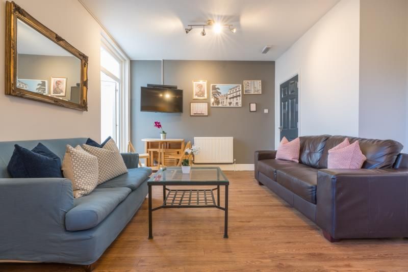 Property photo 1 of 5 Photo 0