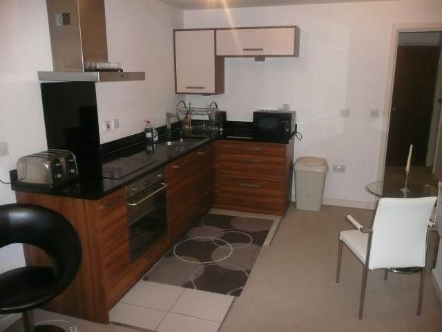 Property photo 2 of 7 Kitchen