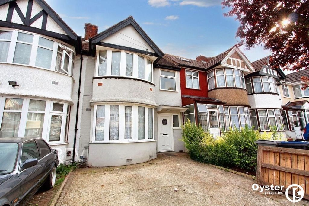 Property photo 1 of 11