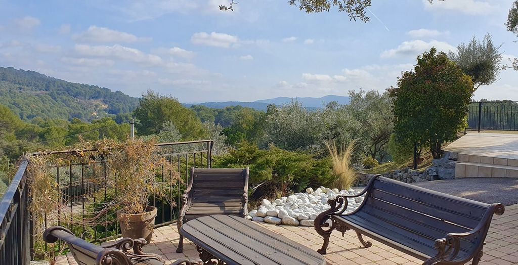 Property photo 1 of 31