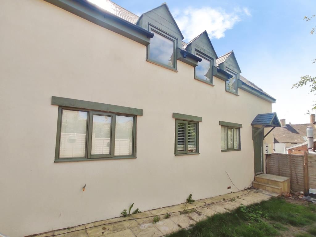 Property photo 1 of 16 Front Aspect