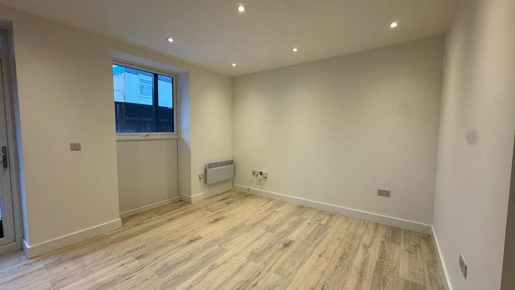 Property photo 3 of 6 Whatsapp Image 2026-01-09 At 12.11.34 (1).Jpeg