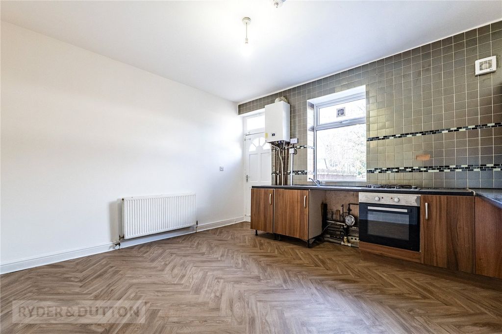 Property photo 3 of 19 Kitchen Diner