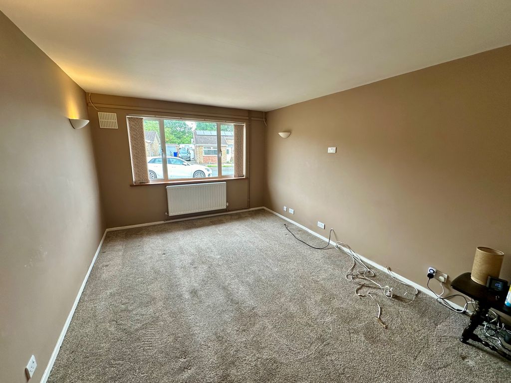 Property photo 3 of 10 View