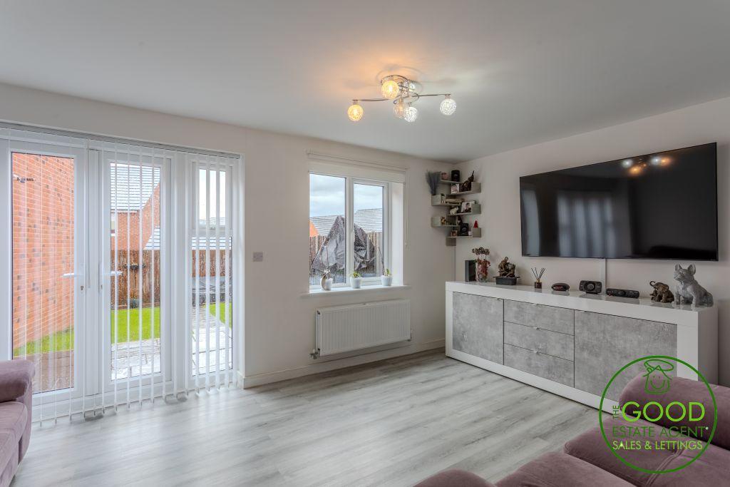 Property photo 2 of 17