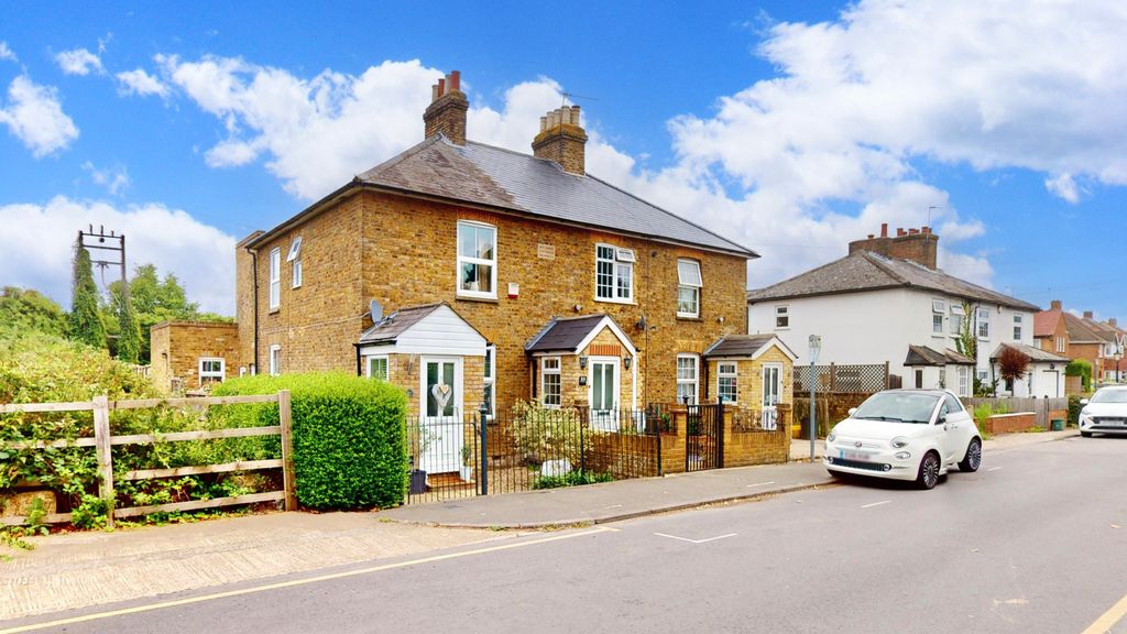 Property photo 1 of 39