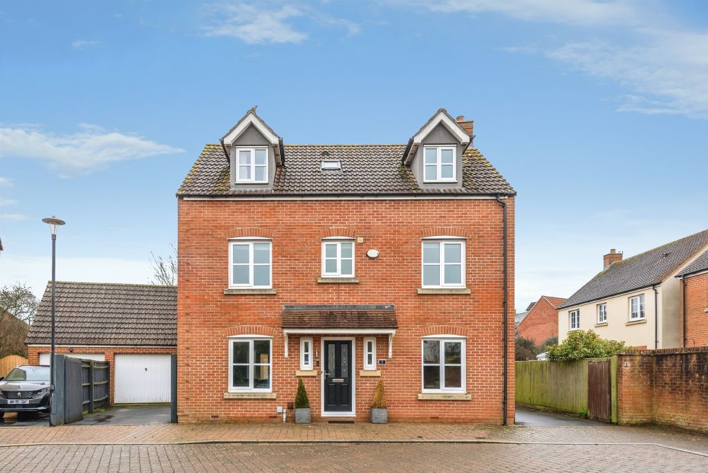 Property photo 1 of 19