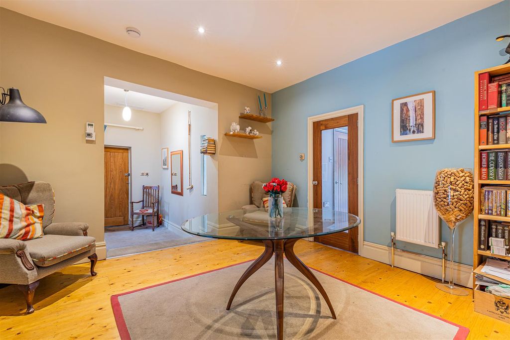 Property photo 3 of 24 Serampore-29.Jpg