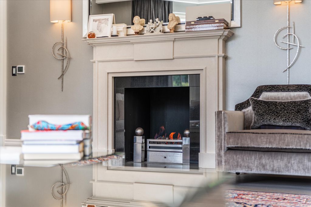 Additional image 15 of 8 bed detached house for saleLinden Road, St George's Hill, Weybridge, Surrey KT13