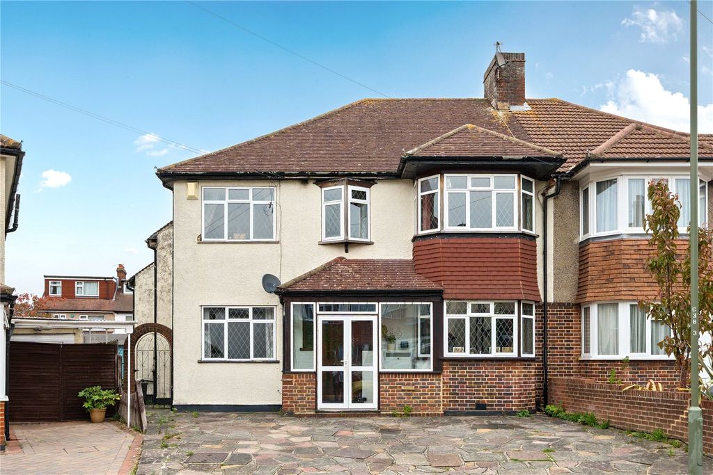 Property photo 1 of 16 Picture No. 03