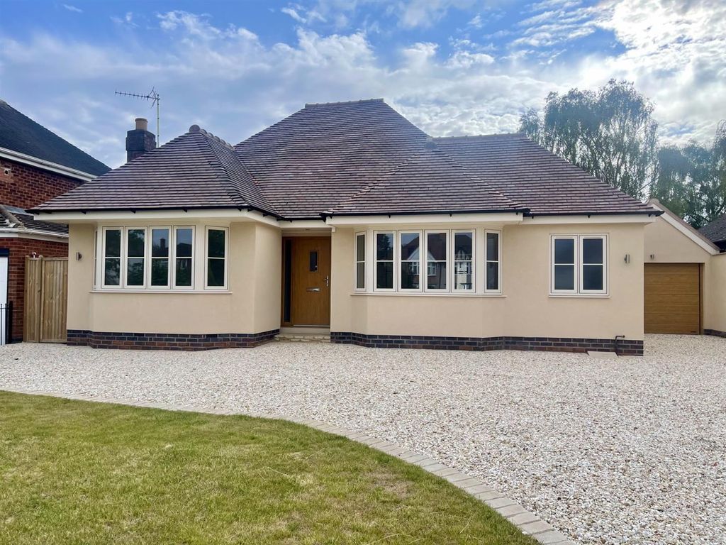Property photo 1 of 20 Front