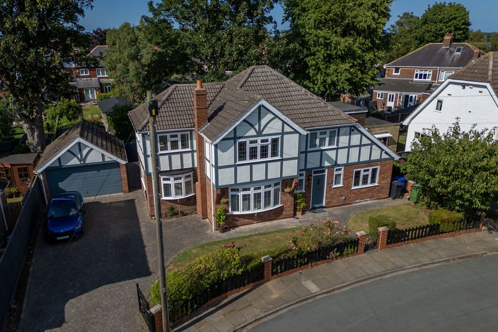 Property photo 1 of 38