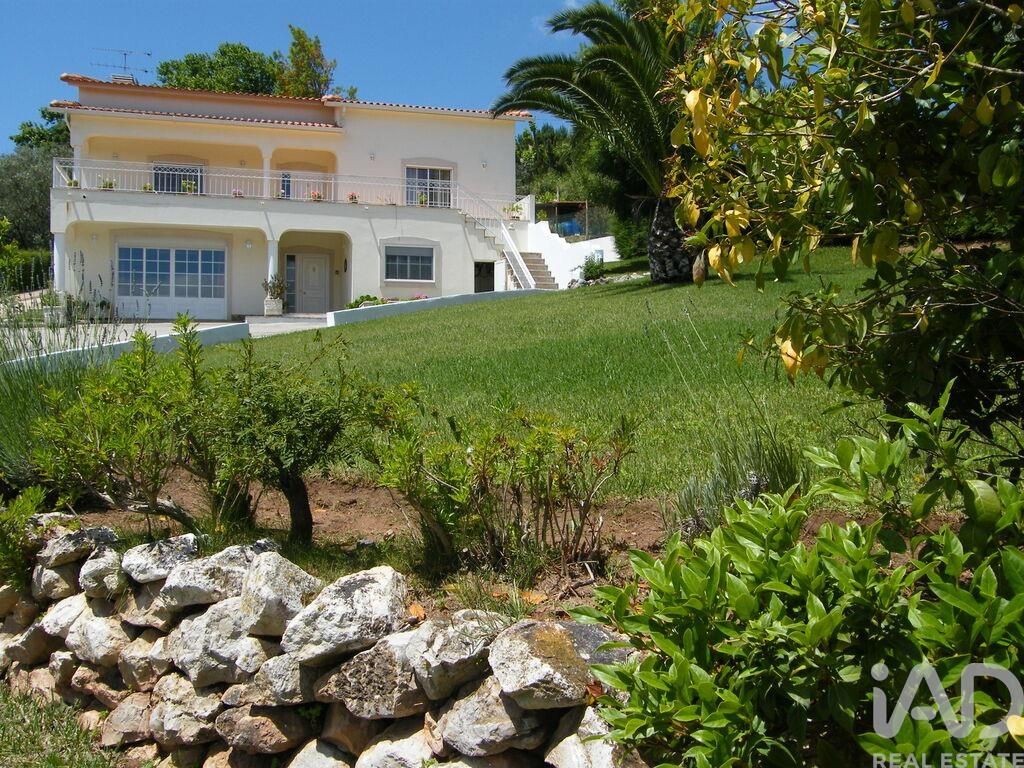Property photo 1 of 30