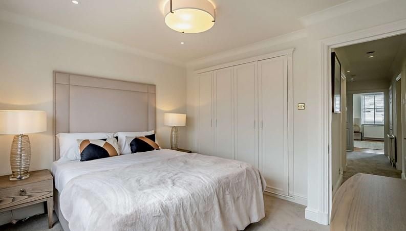 Property photo 1 of 7 Bed.1.Jpg