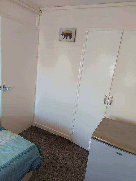 Property photo 3 of 3