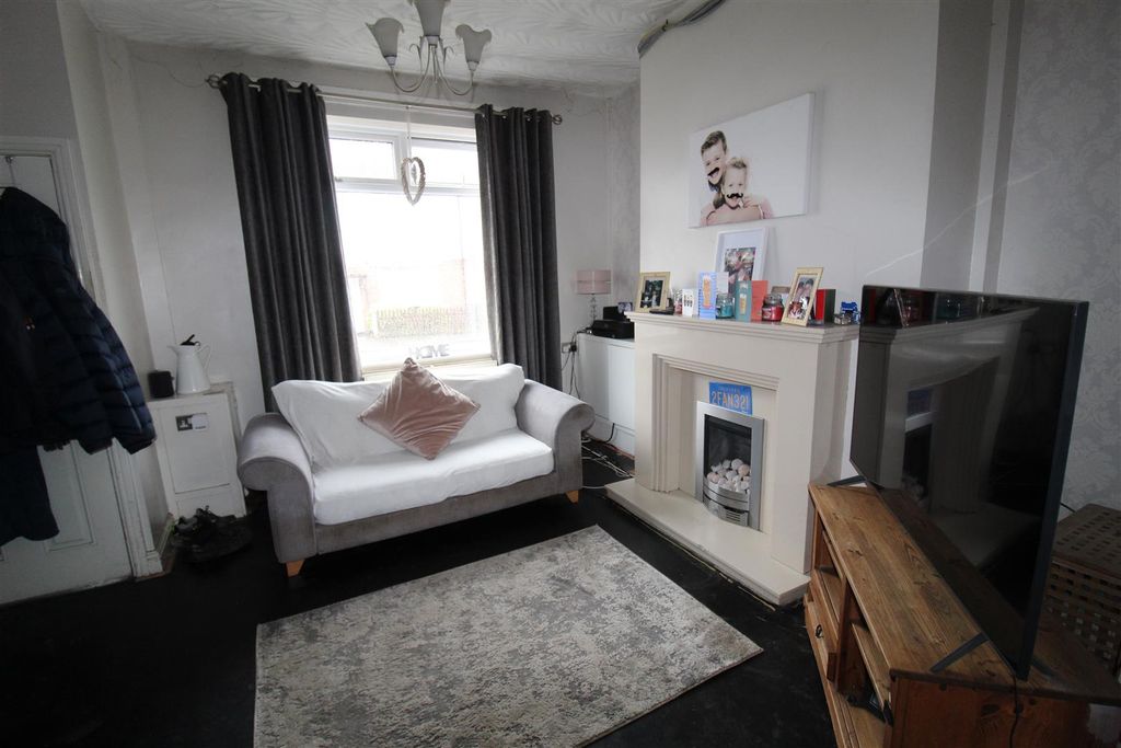 Property photo 2 of 11 Img_8855.Jpg