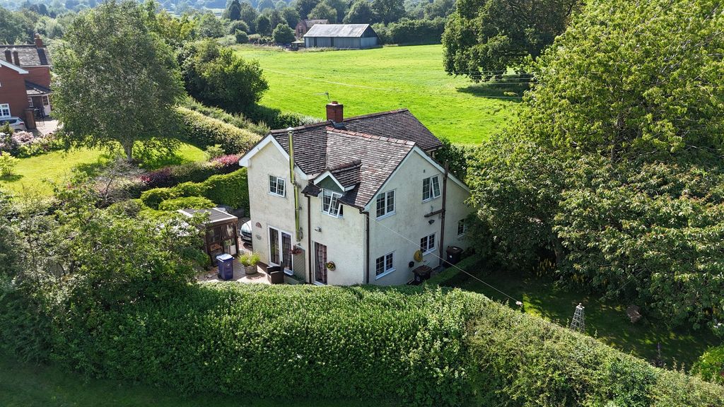 Property photo 1 of 32