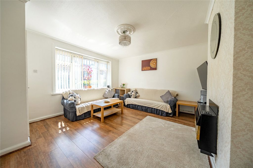 Property photo 2 of 11 Picture No. 05